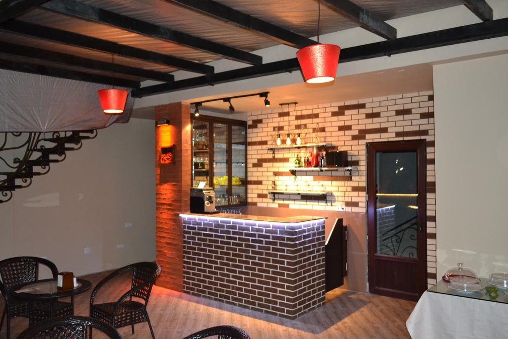 Hotel Elite House Batumi Exterior photo