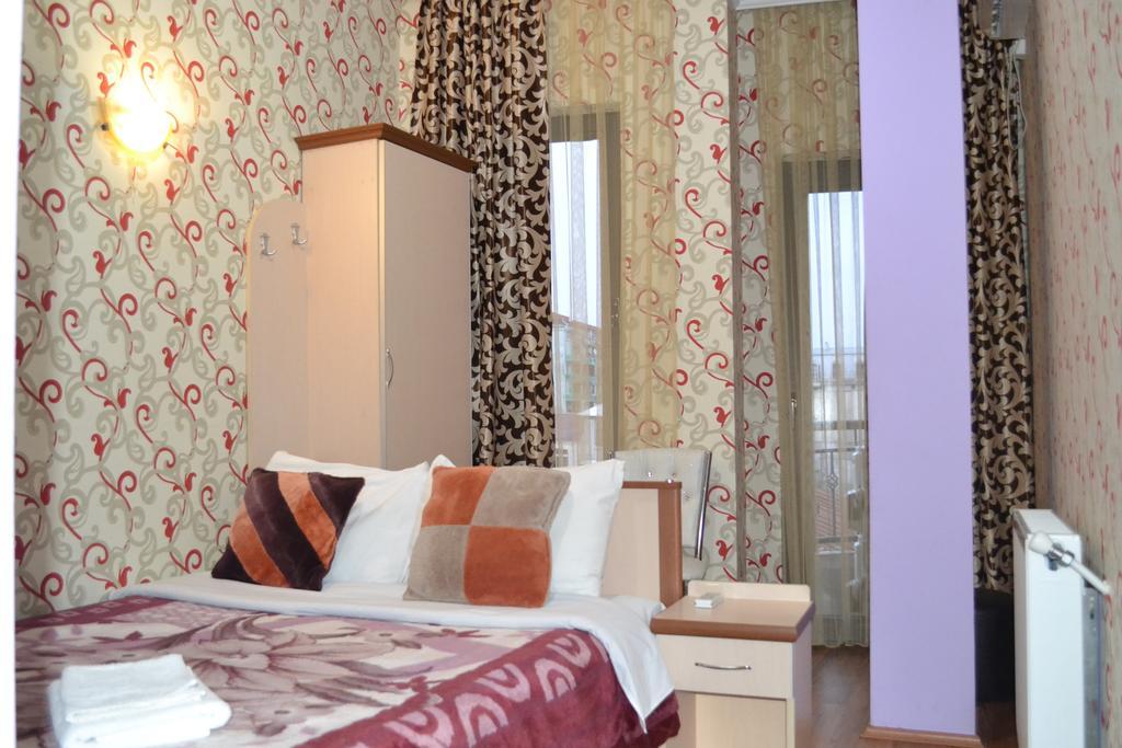 Hotel Elite House Batumi Exterior photo