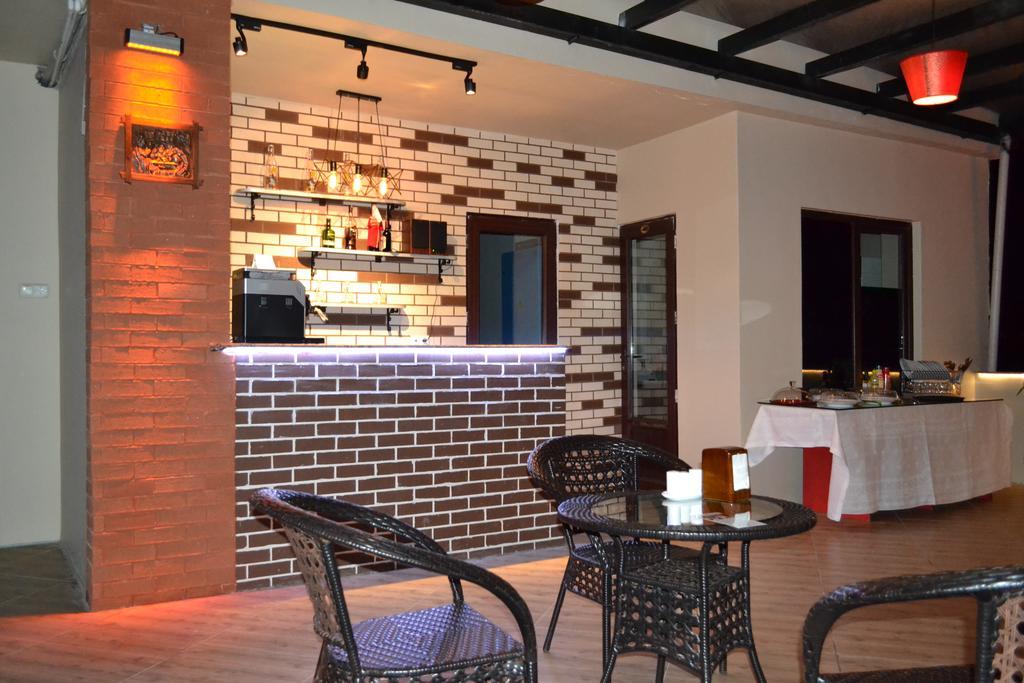 Hotel Elite House Batumi Exterior photo